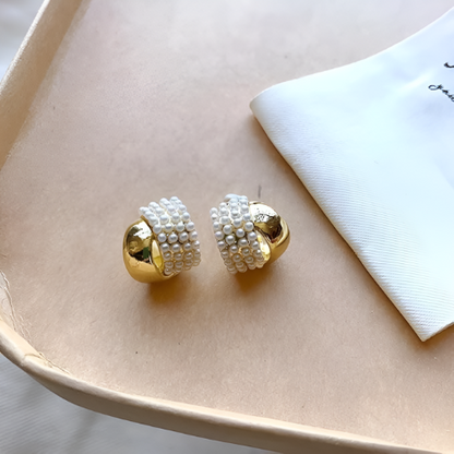 Pendientes "DoradaLuz" – Oro 18k & Microperlas Refinadas