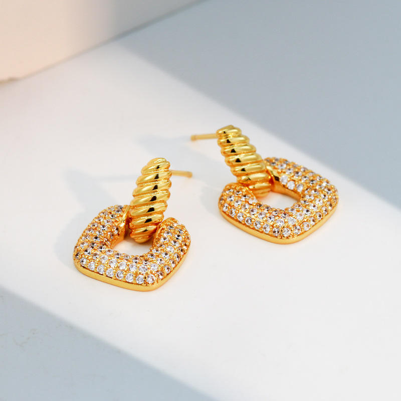 Pendientes Trenza - Acero Inoxidable & Acabado Dorado