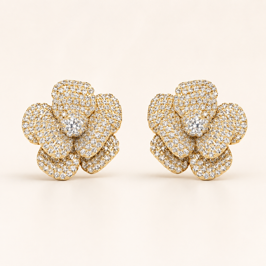 Pendientes “Camelia Dorada” – Cristales Brillantes