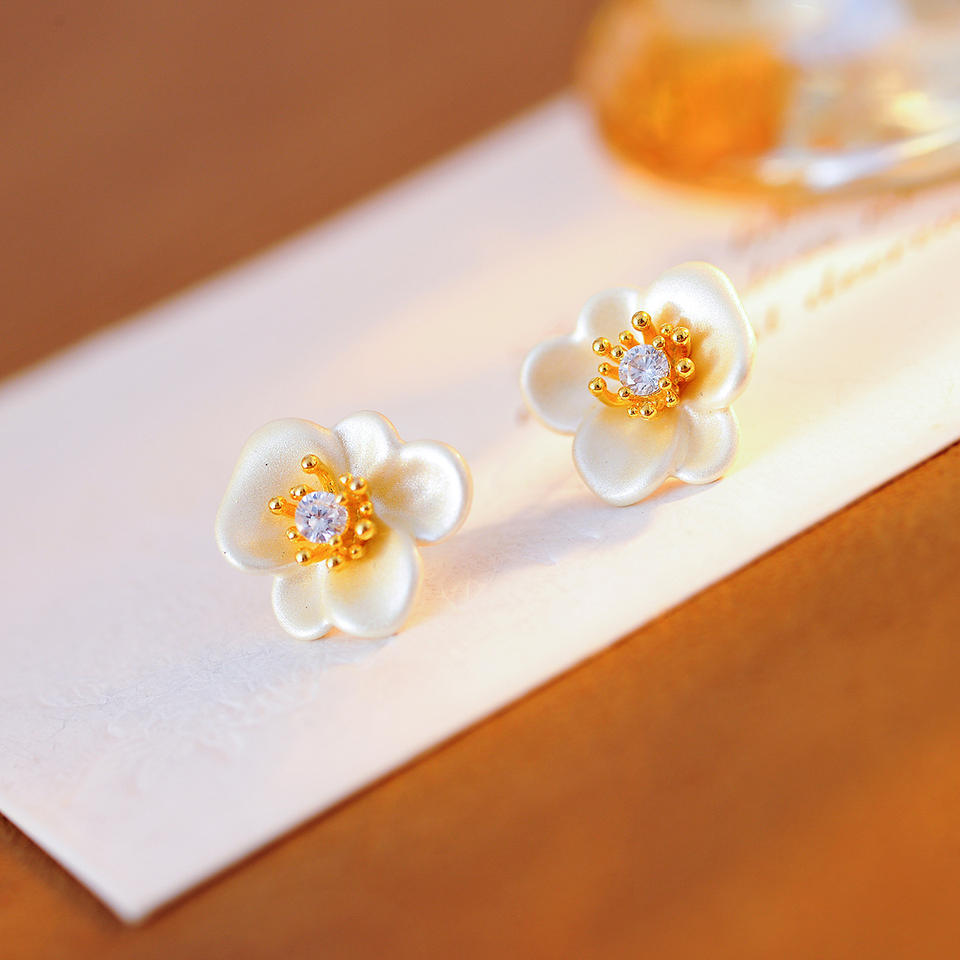 Pendientes Liria – Flor & Circonita