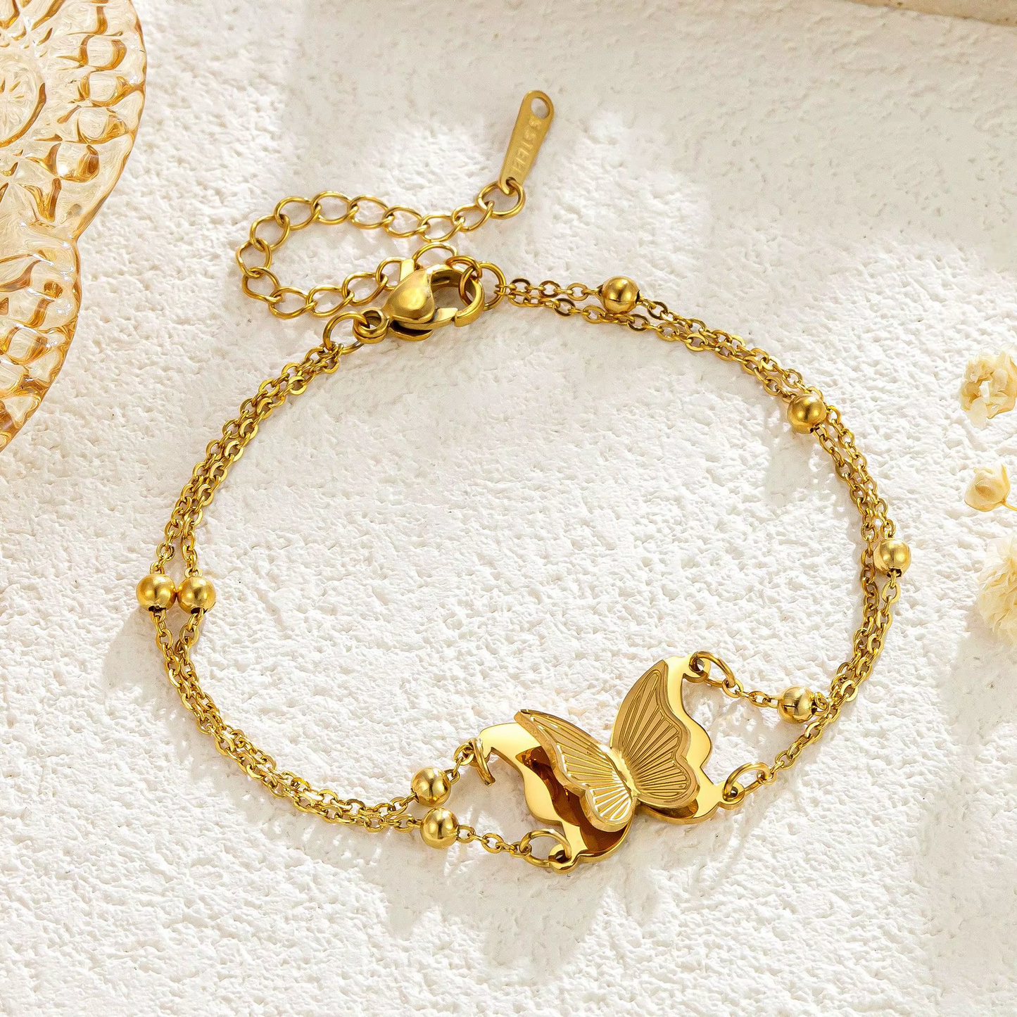 Pulsera Mariposa Dorada – Acero Inoxidable y Baño de Oro 18K