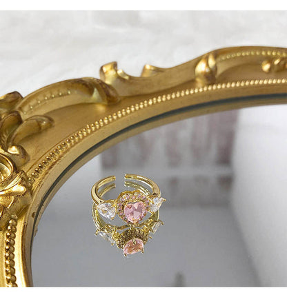 Anillo de Lujo con Cristal en Forma de Corazón
