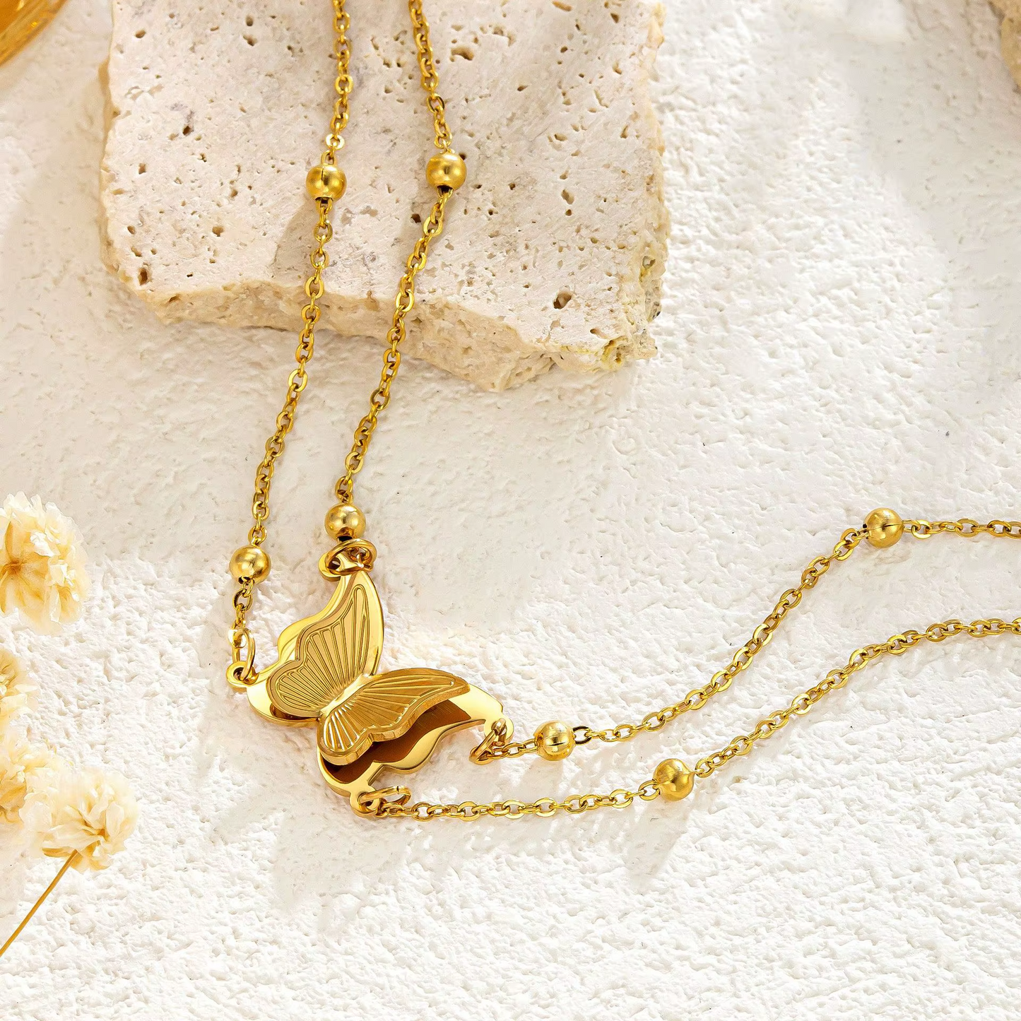 Pulsera Mariposa Dorada – Acero Inoxidable y Baño de Oro 18K