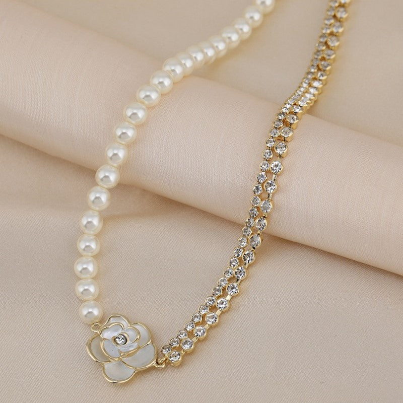 Collar “CameliaLuz” – Perlas & Circonia