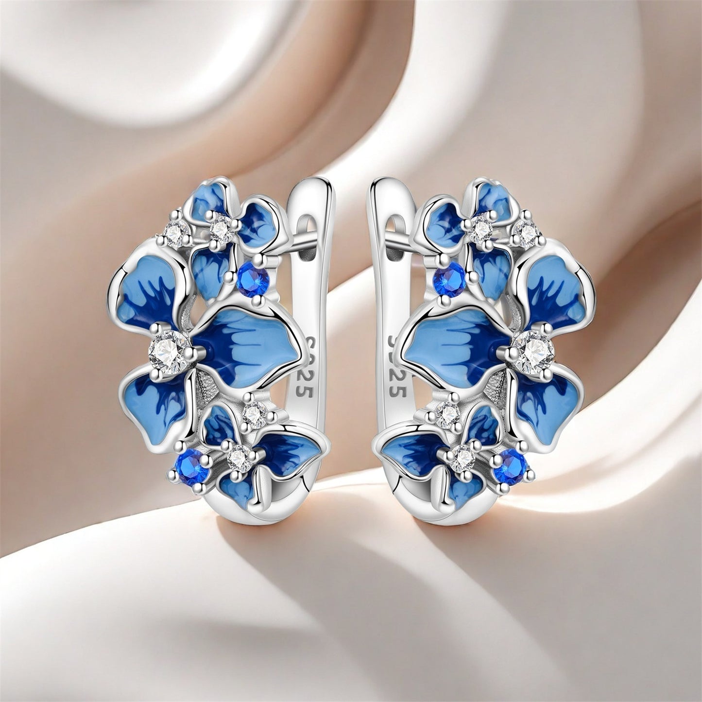 Pendientes “Flor de Zafiro” – Plata de Ley 925