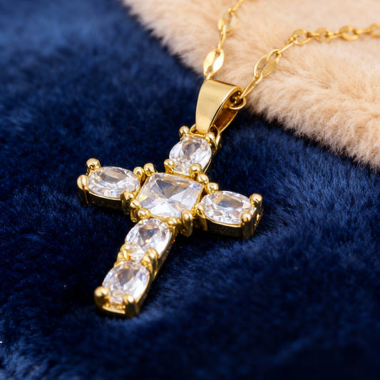 Collar “Luz Divina” – Baño de Oro 18K & Circonias